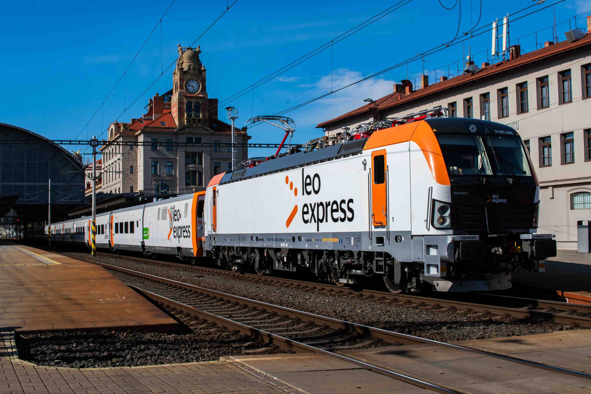 LEO Express nach Frankfurt: Neue internationale Zugverbindung ab 2026 buchen